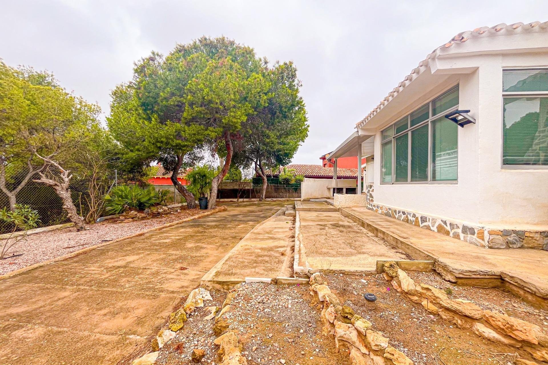 Herverkoop - Villa -
Torrevieja - Los Balcones
