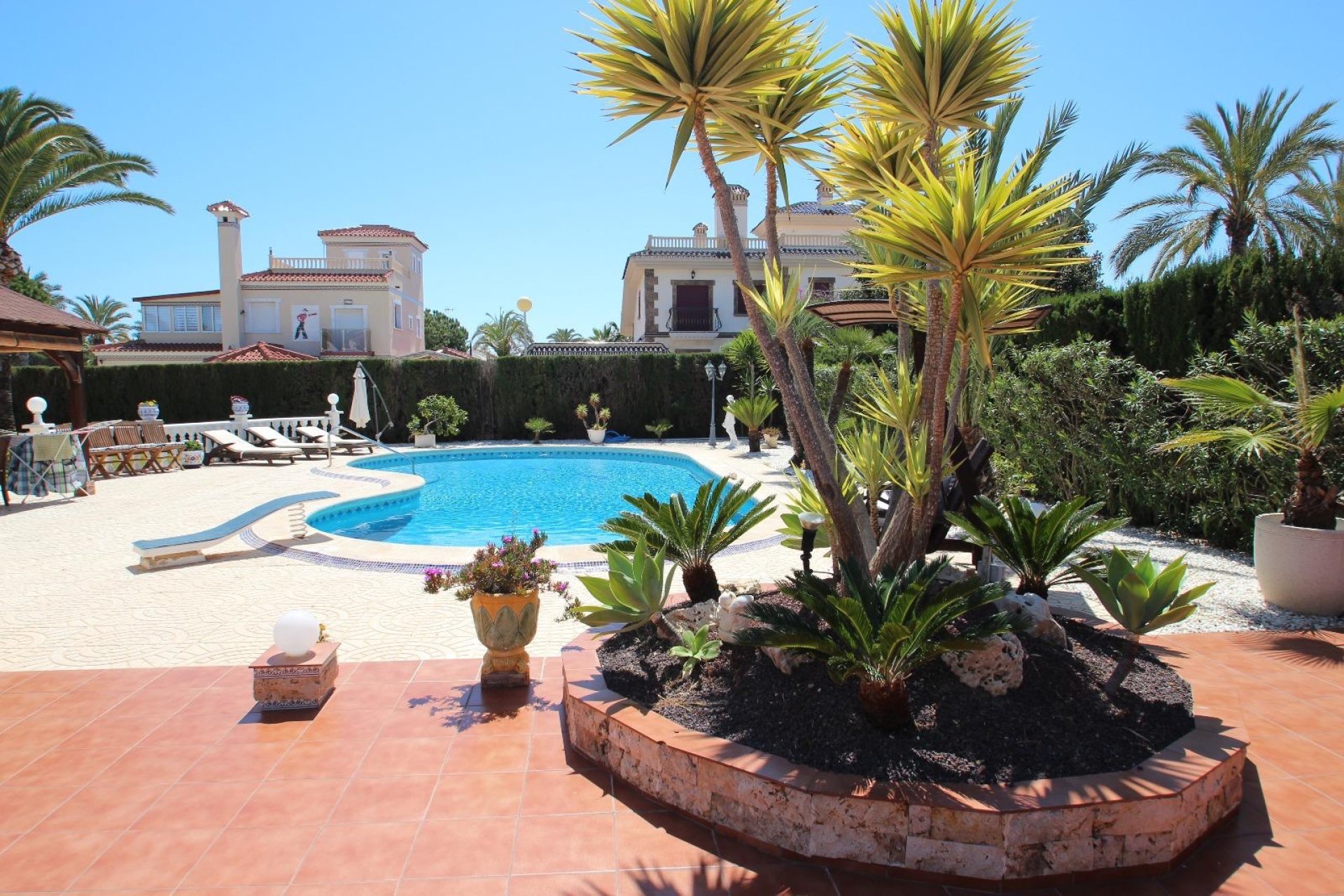 Herverkoop - Villa -
Torrevieja - Punta Prima