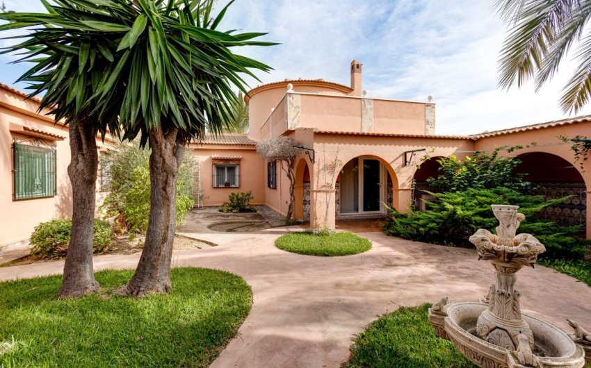 Herverkoop - Villa -
Torrevieja - San Luis