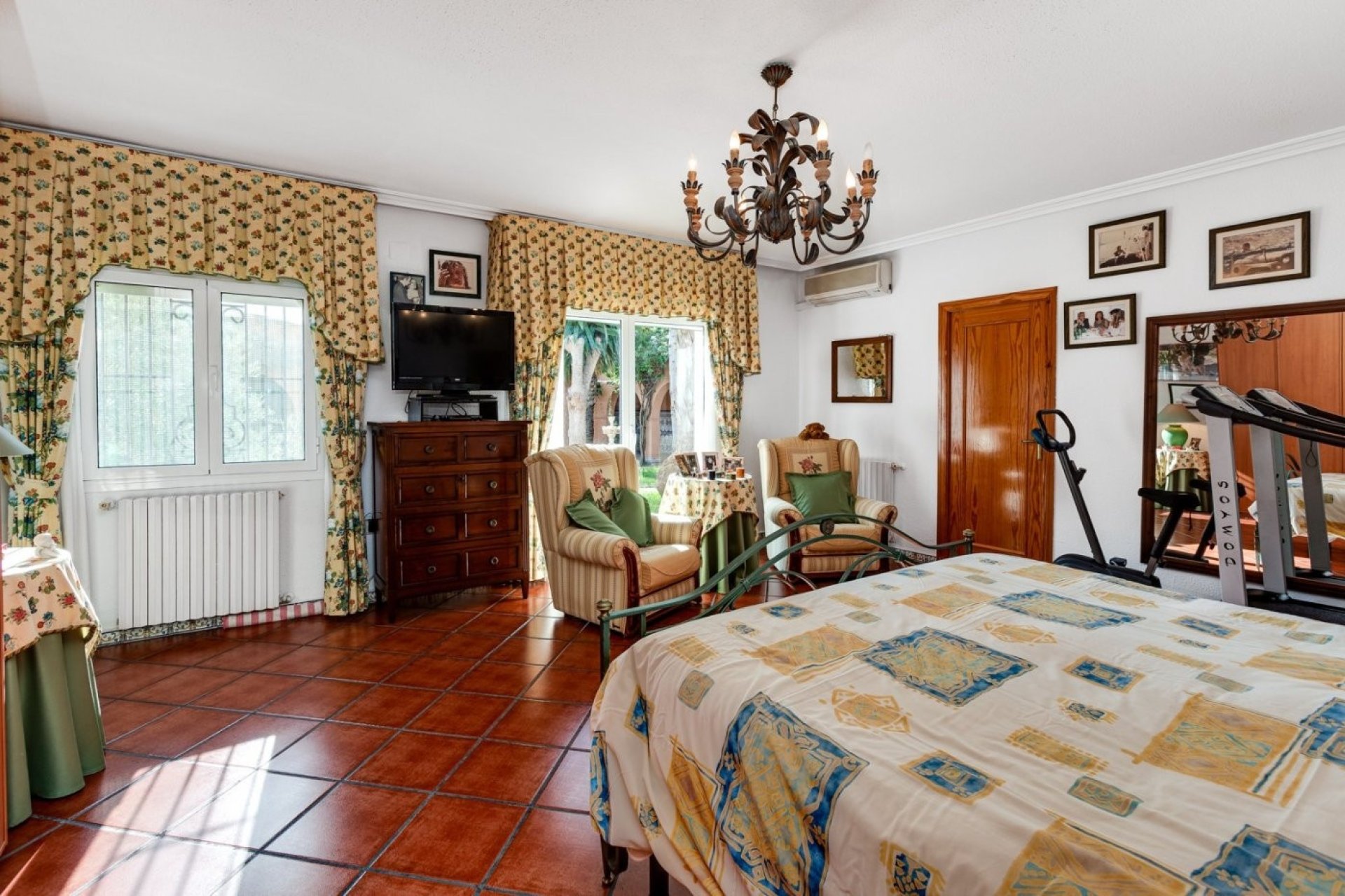 Herverkoop - Villa -
Torrevieja - San Luis