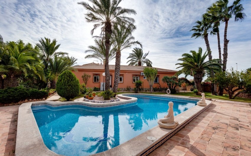 Herverkoop - Villa -
Torrevieja - San Luis