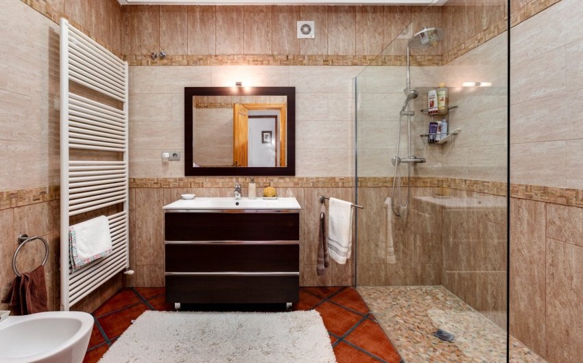 Herverkoop - Villa -
Torrevieja - San Luis