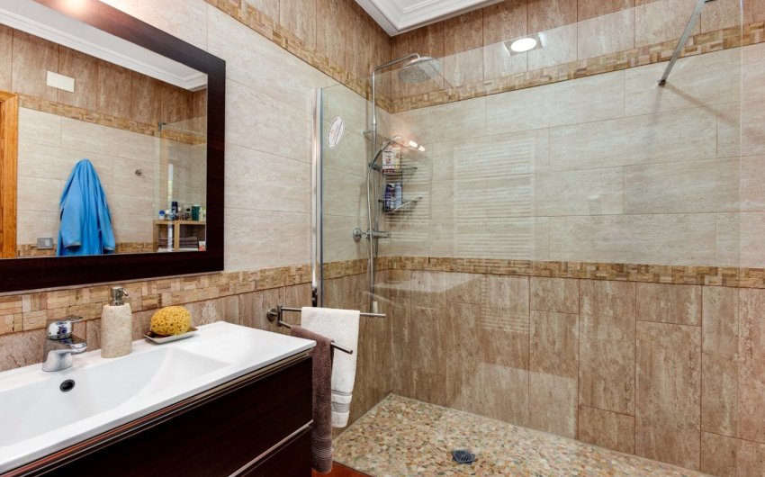 Herverkoop - Villa -
Torrevieja - San Luis