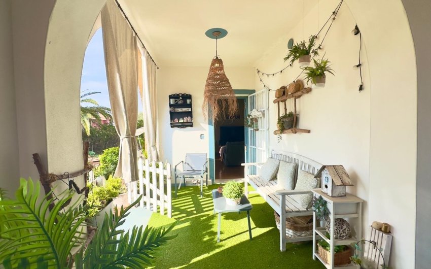 Herverkoop - Villa -
Torrevieja - Torreblanca