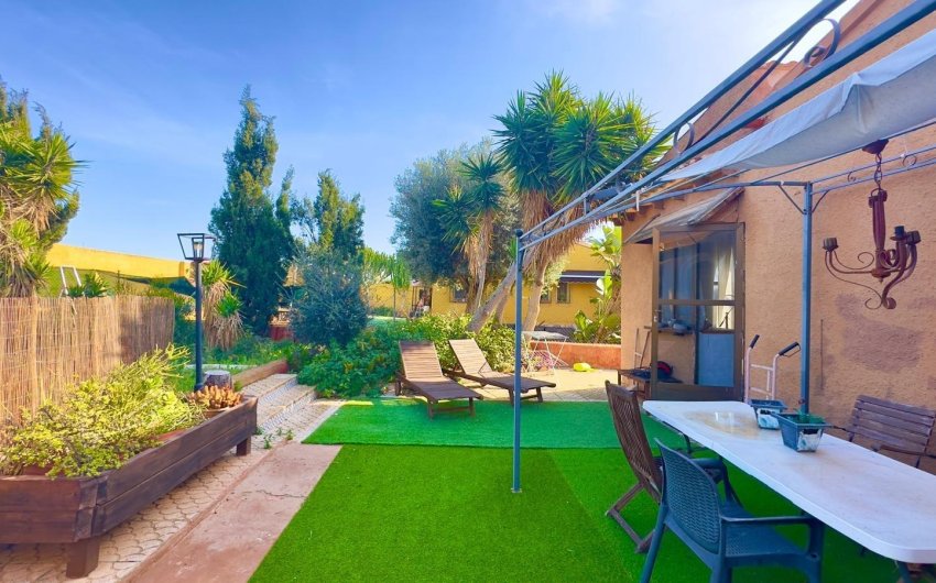 Herverkoop - Villa -
Torrevieja - Torreblanca