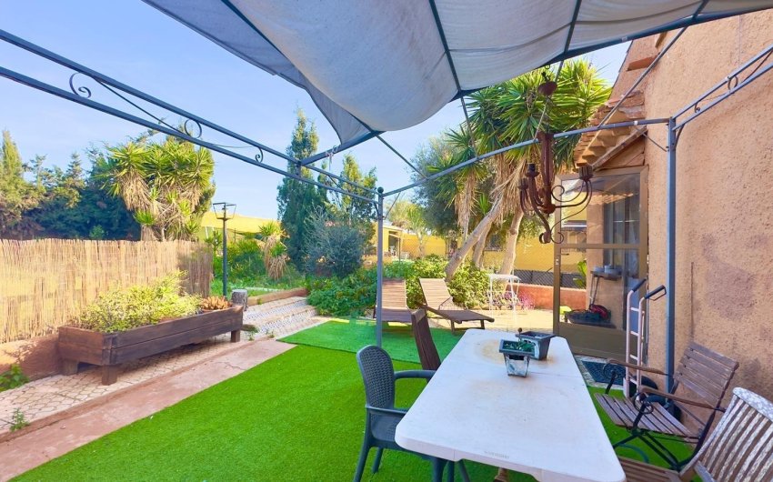 Herverkoop - Villa -
Torrevieja - Torreblanca