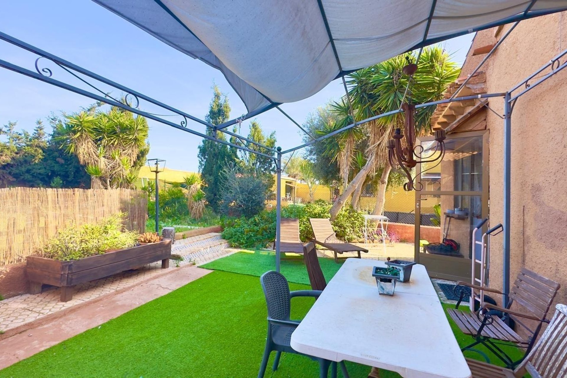 Herverkoop - Villa -
Torrevieja - Torreblanca