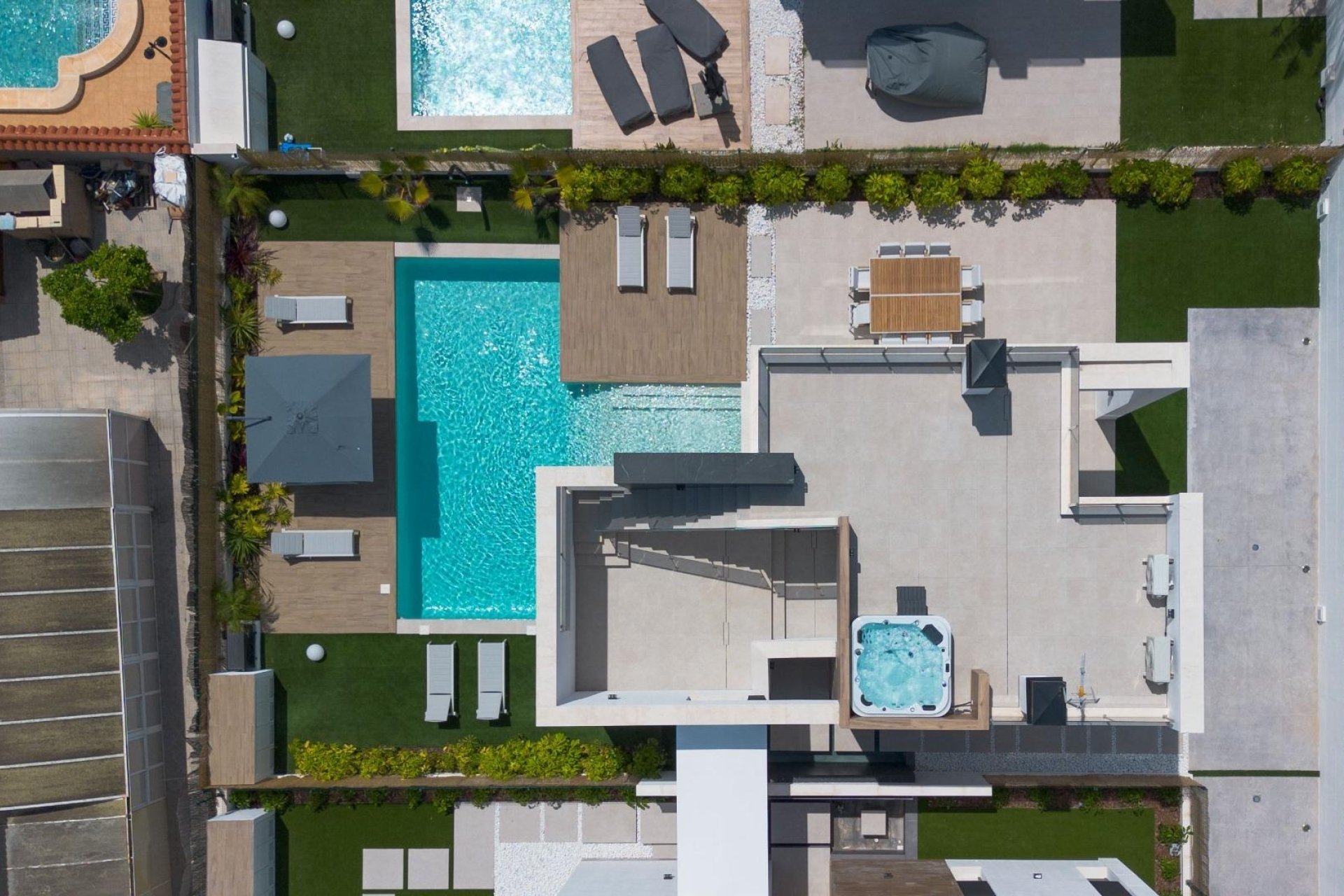 Herverkoop - Villa -
Torrevieja - Torreta Florida