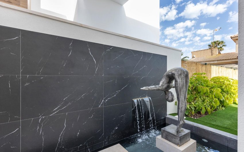 Herverkoop - Villa -
Torrevieja - Torreta Florida