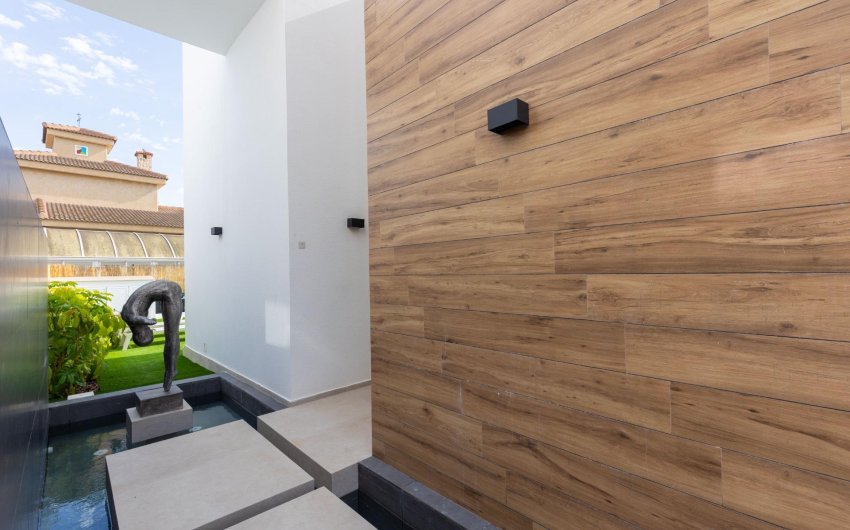 Herverkoop - Villa -
Torrevieja - Torreta Florida