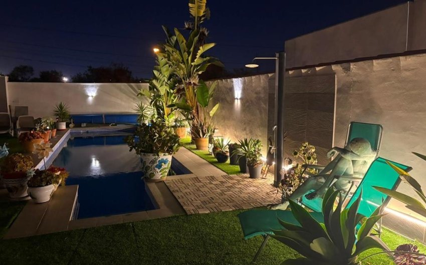 Herverkoop - Villa -
Torrevieja - Torreta Florida