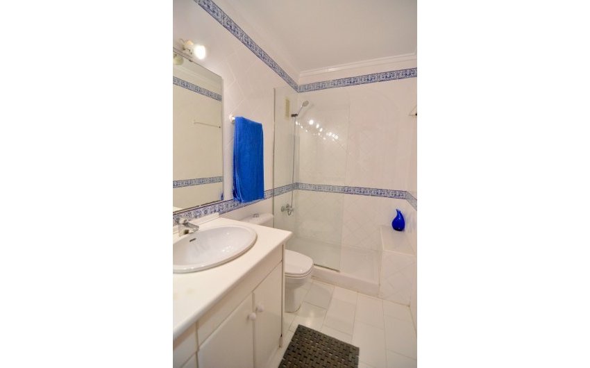 Herverkoop - Villa -
Torrevieja - Torreta