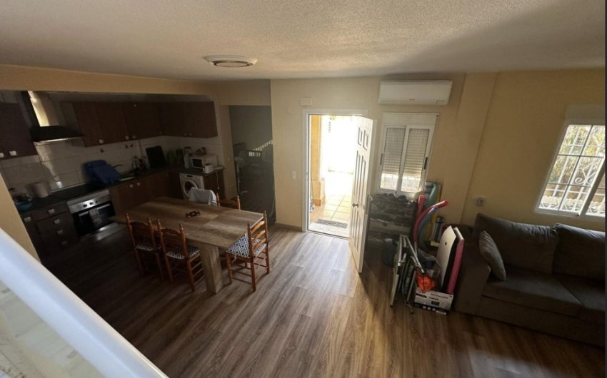 Herverkoop - Villa -
Torrevieja