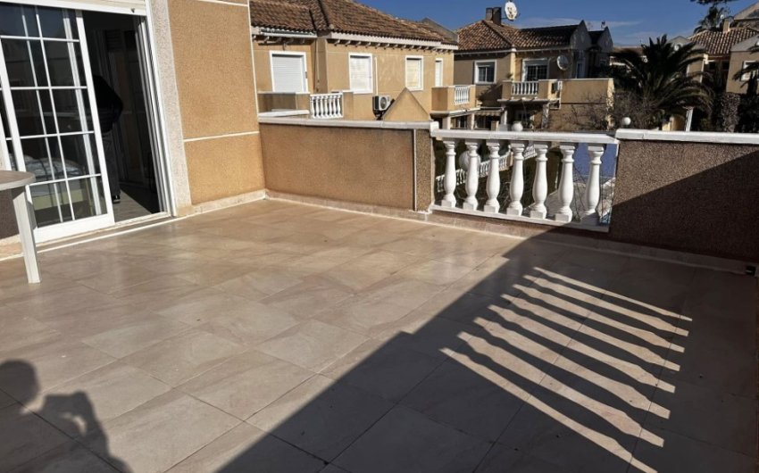 Herverkoop - Villa -
Torrevieja