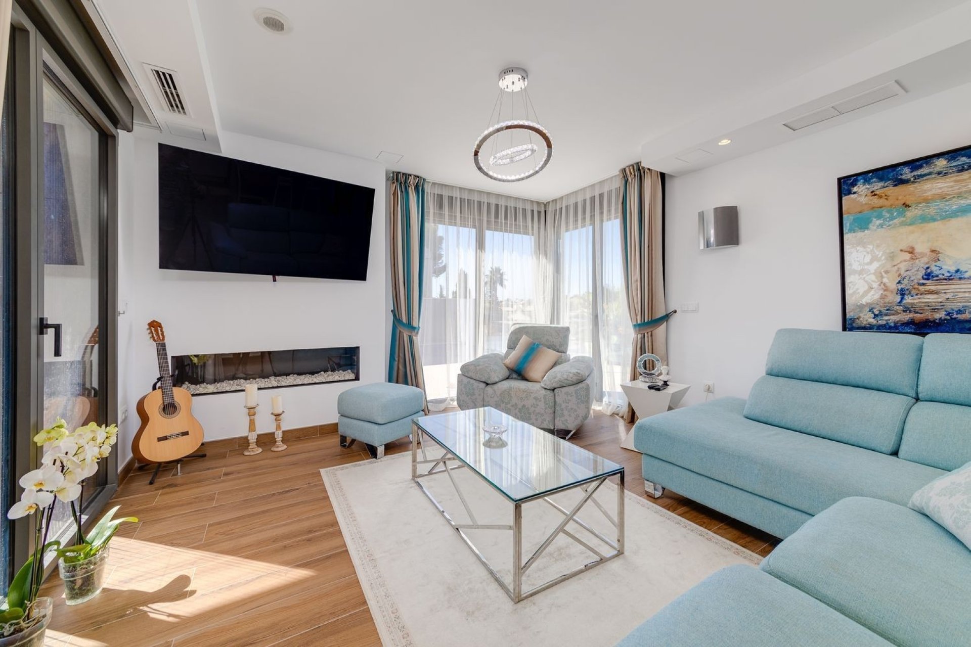 Herverkoop - Villa -
Torrevieja