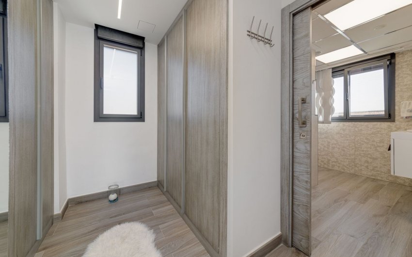 Herverkoop - Villa -
Torrevieja