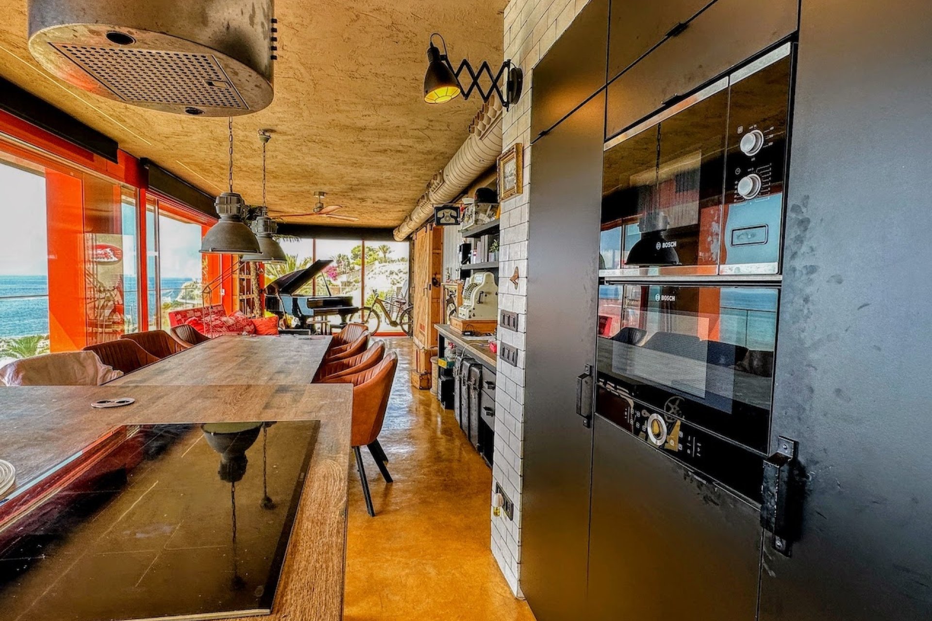 Herverkoop - Villa -
Villajoyosa