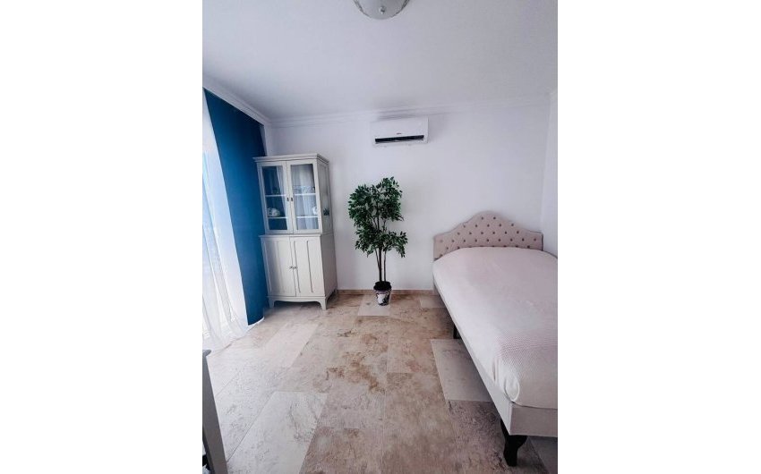 Herverkoop - Villa -
Villamartin - Costa Blanca