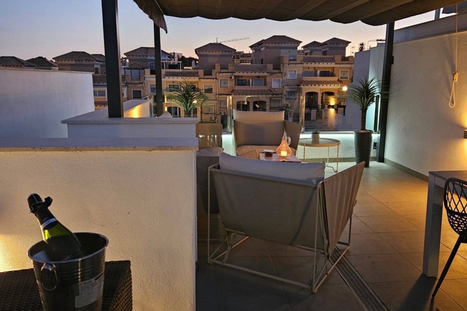 Herverkoop - Villa -
Villamartin - Costa Blanca