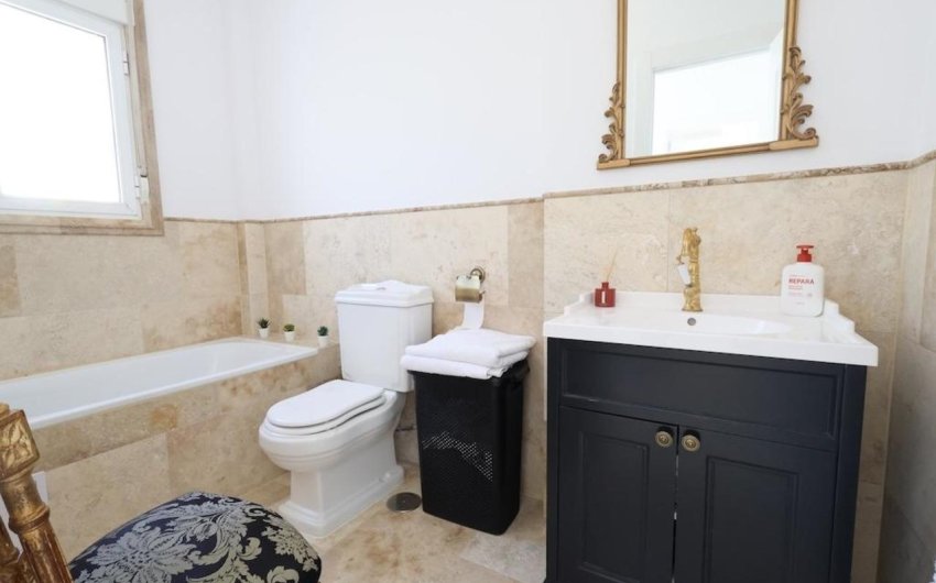 Herverkoop - Villa -
Villamartin - Costa Blanca