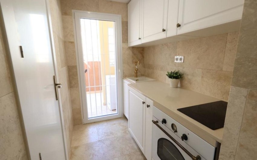 Herverkoop - Villa -
Villamartin - Costa Blanca