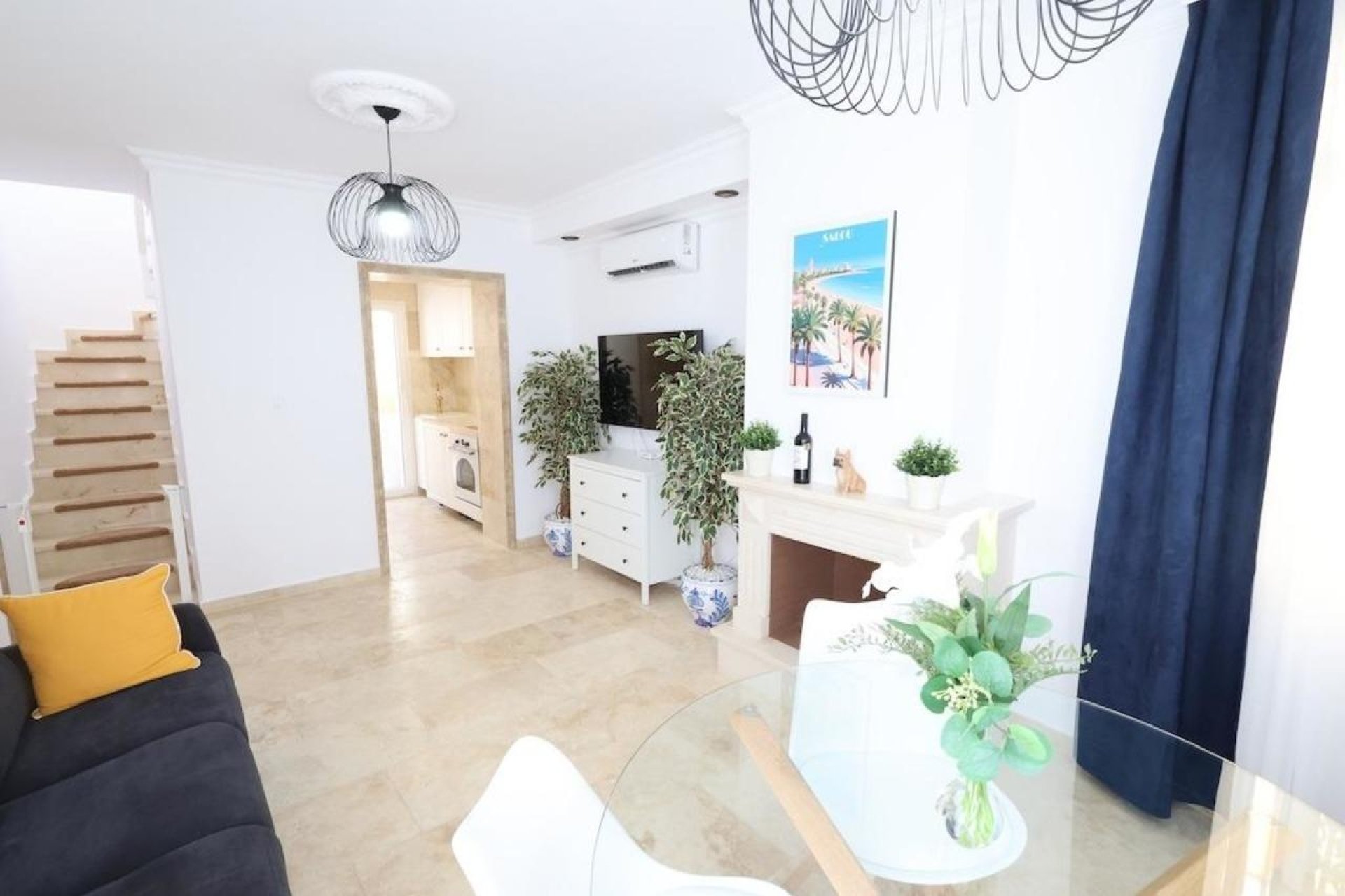 Herverkoop - Villa -
Villamartin - Costa Blanca