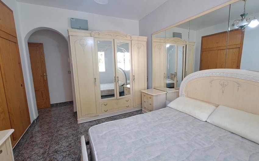 Herverkoop - Villa -
Villamartin - Costa Blanca