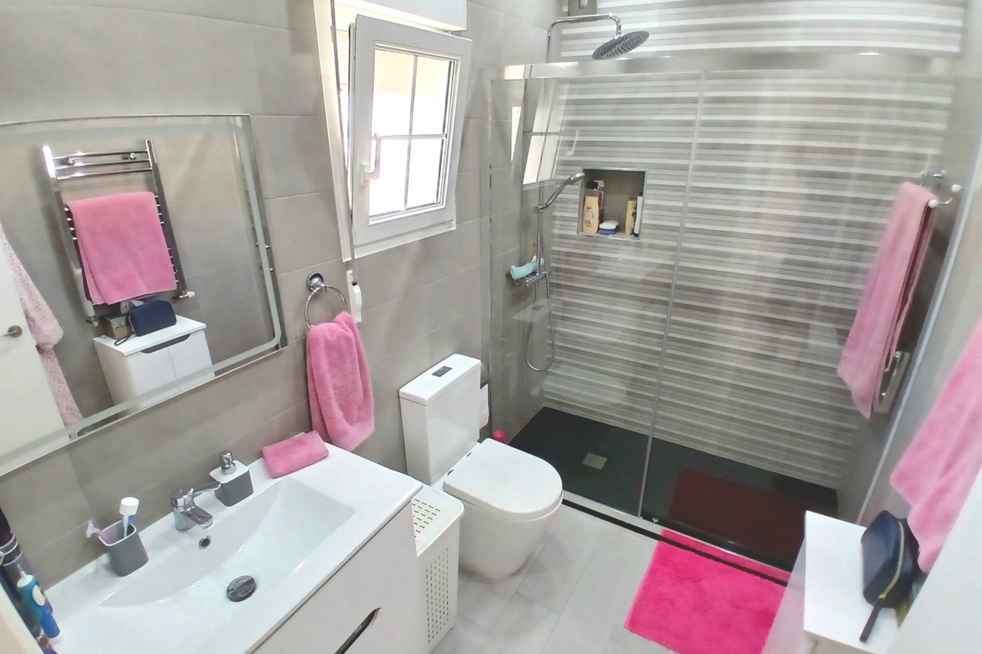 Herverkoop - Villa -
Villamartin - Costa Blanca