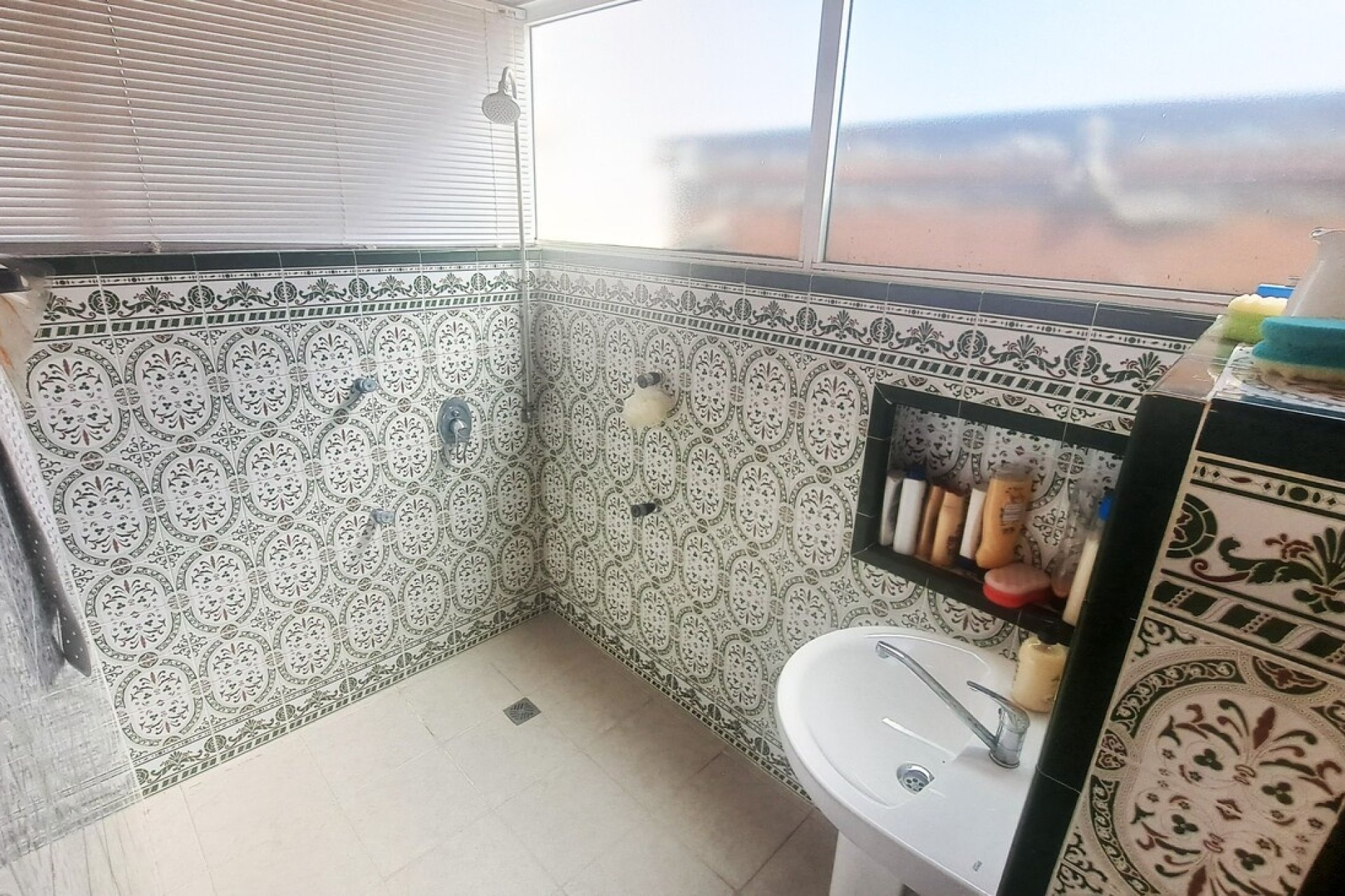 Herverkoop - Villa -
Villamartin - Costa Blanca