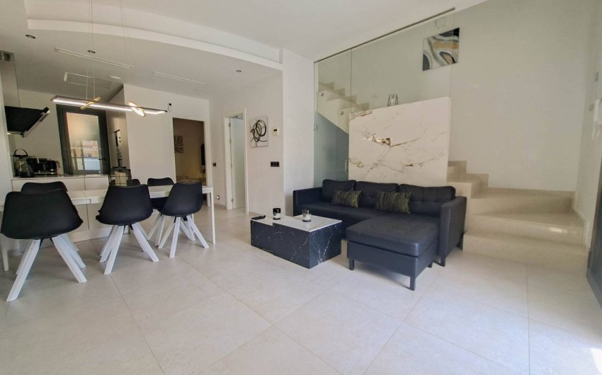 Herverkoop - Villa -
Villamartin - Costa Blanca