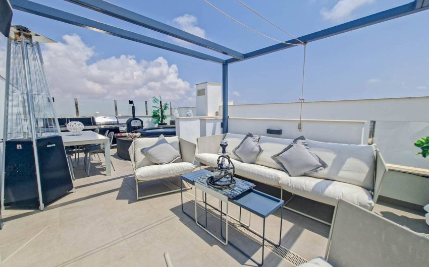 Herverkoop - Villa -
Villamartin - Costa Blanca