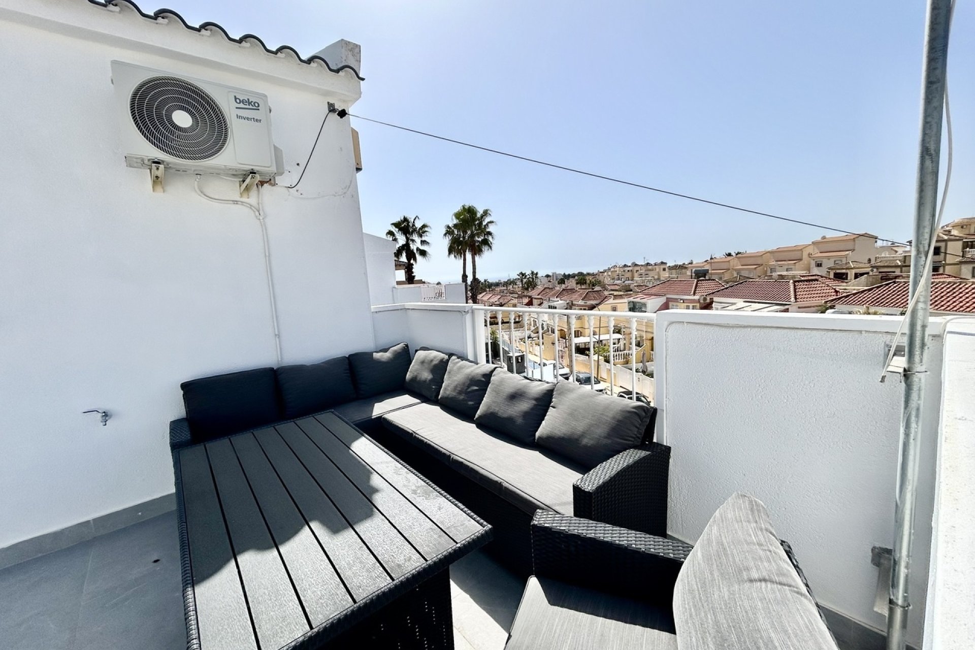 Herverkoop - Villa -
Villamartin - Costa Blanca
