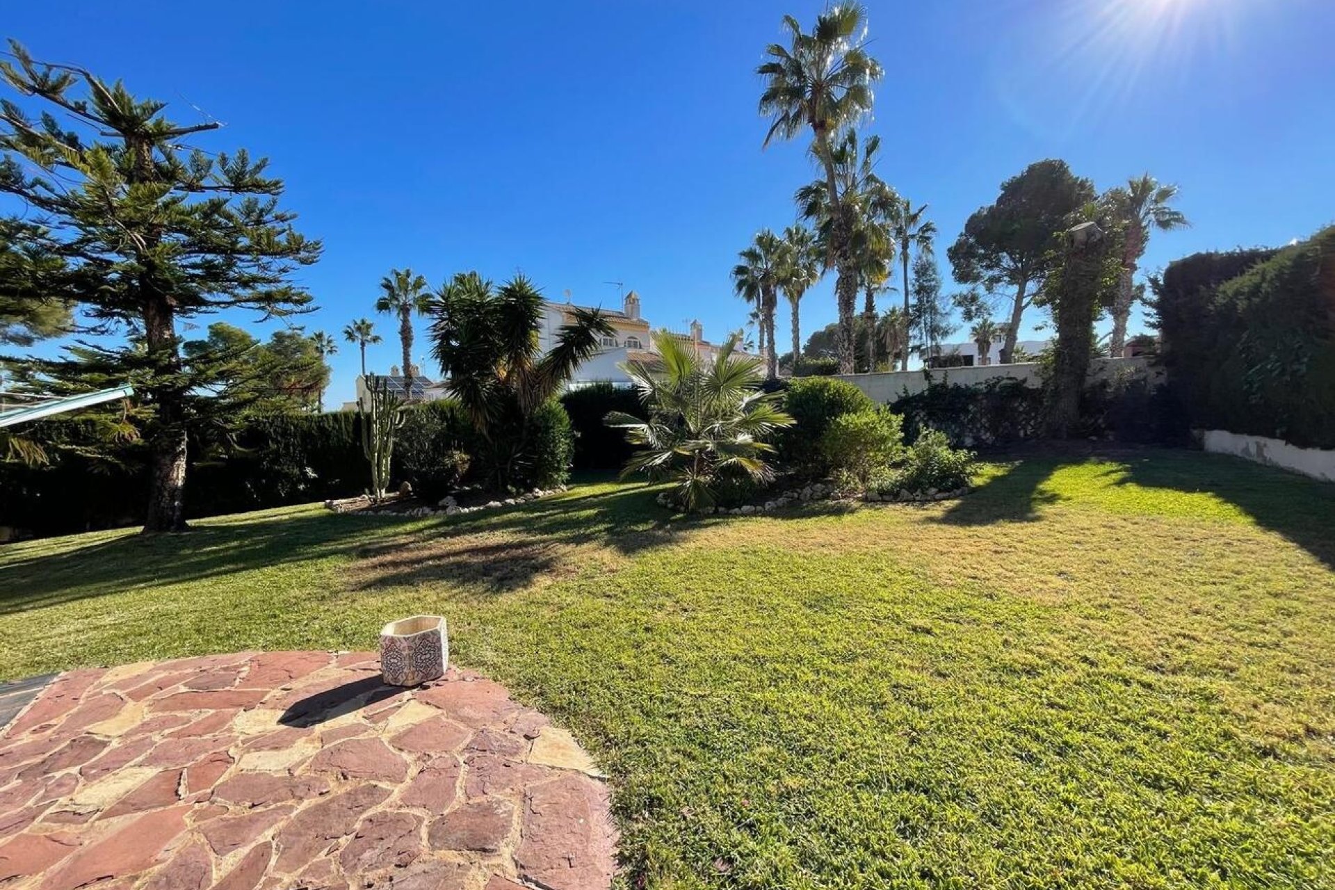 Herverkoop - Villa -
Villamartin - Costa Blanca