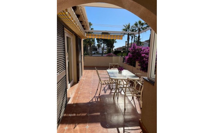Herverkoop - Villa -
Villamartin - Costa Blanca