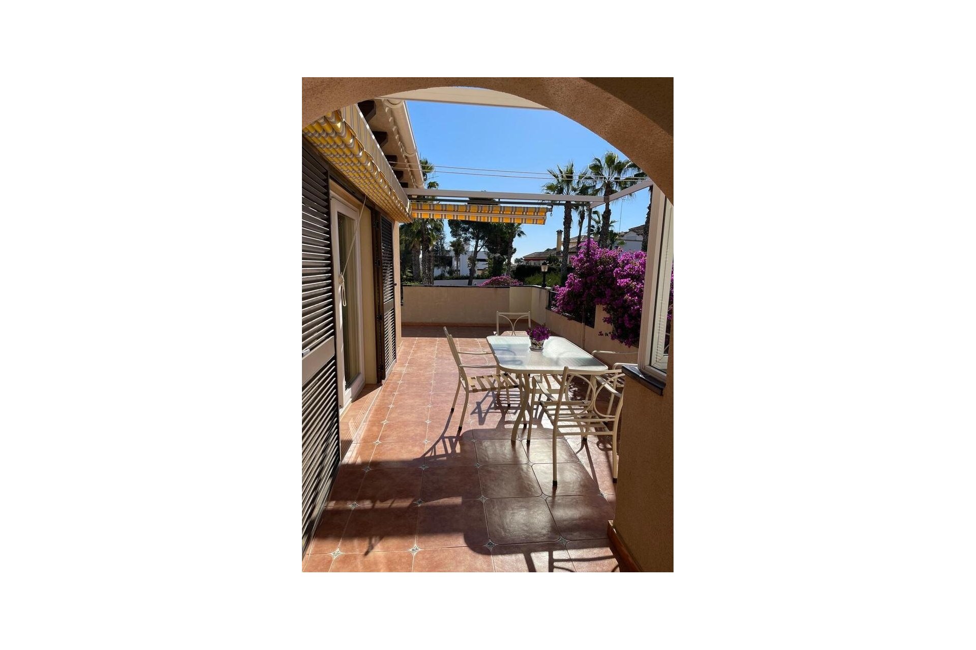 Herverkoop - Villa -
Villamartin - Costa Blanca