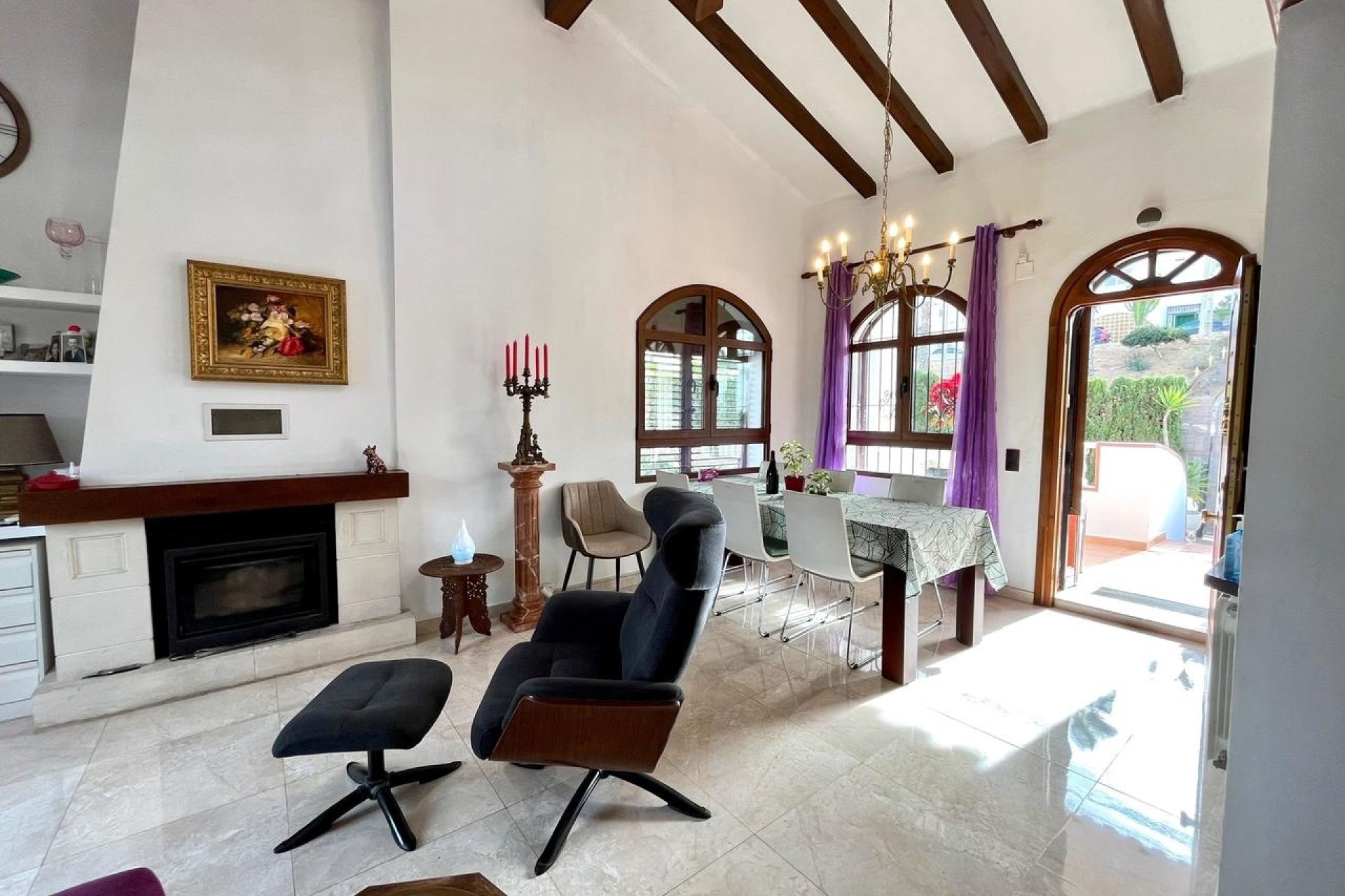Herverkoop - Villa -
Villamartin - Costa Blanca