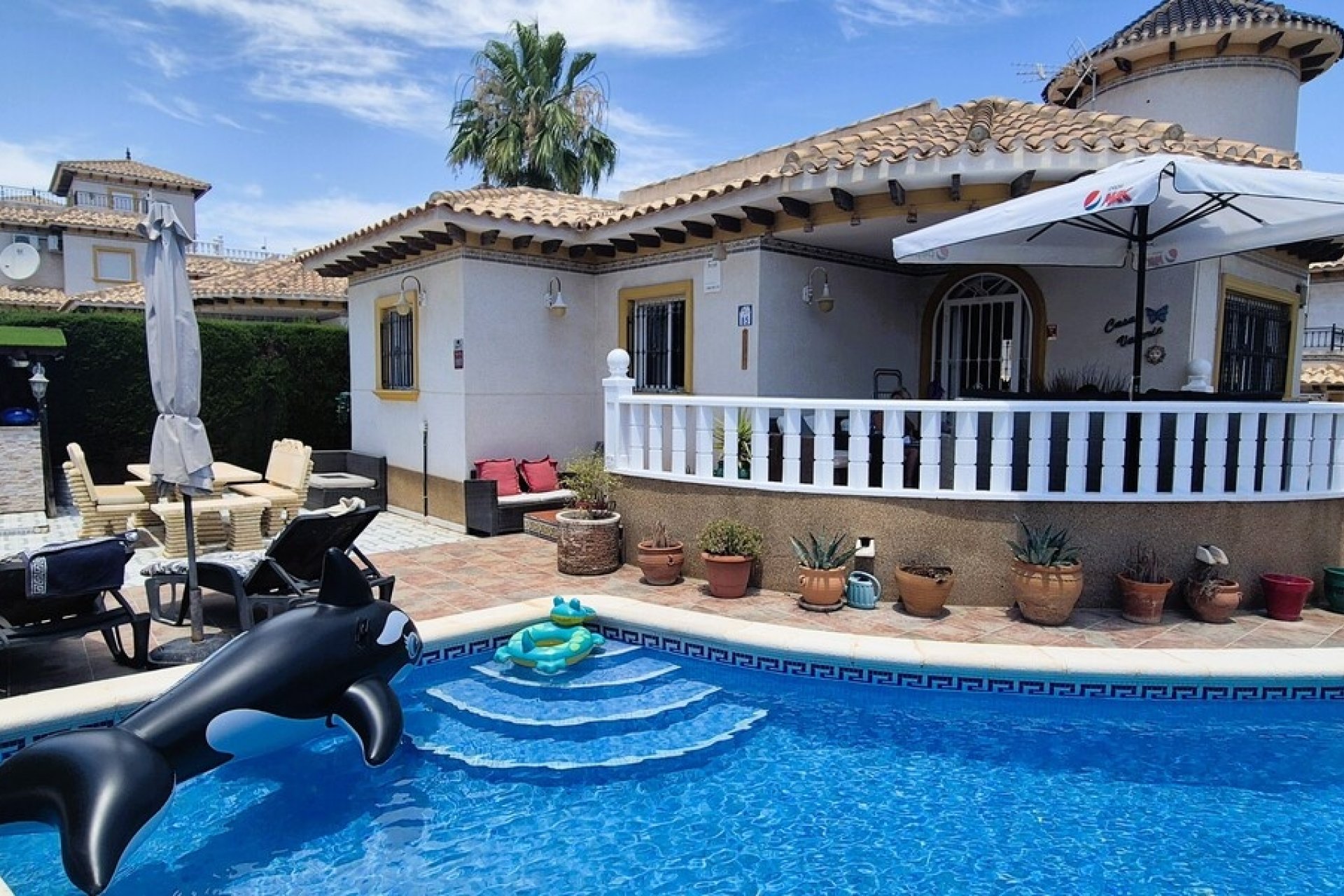 Herverkoop - Villa -
Villamartin - Costa Blanca