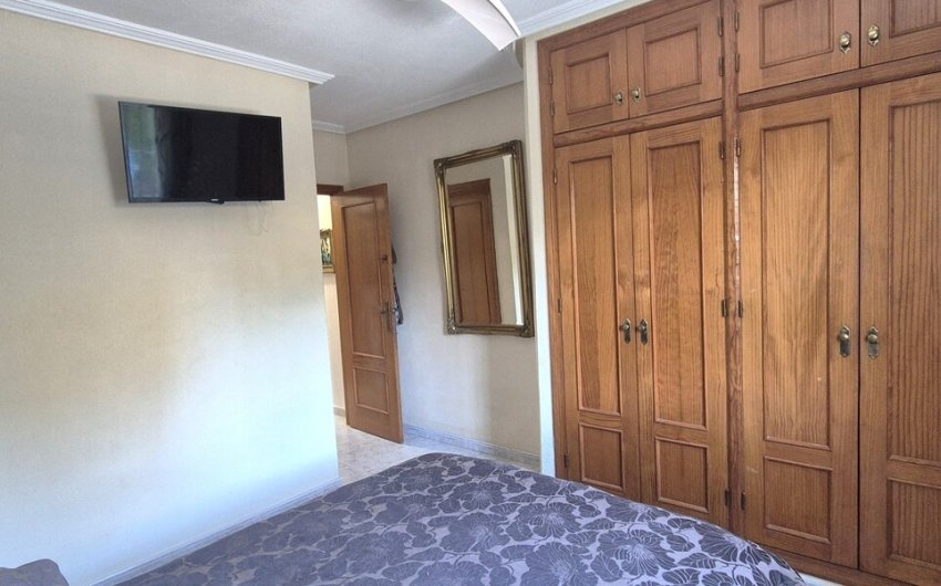 Herverkoop - Villa -
Villamartin - Costa Blanca