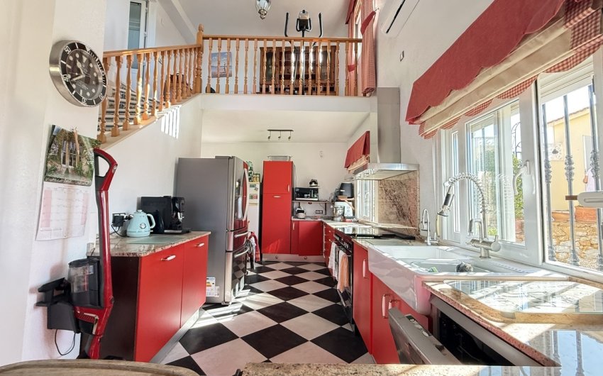 Herverkoop - Villa -
Villamartin - Costa Blanca