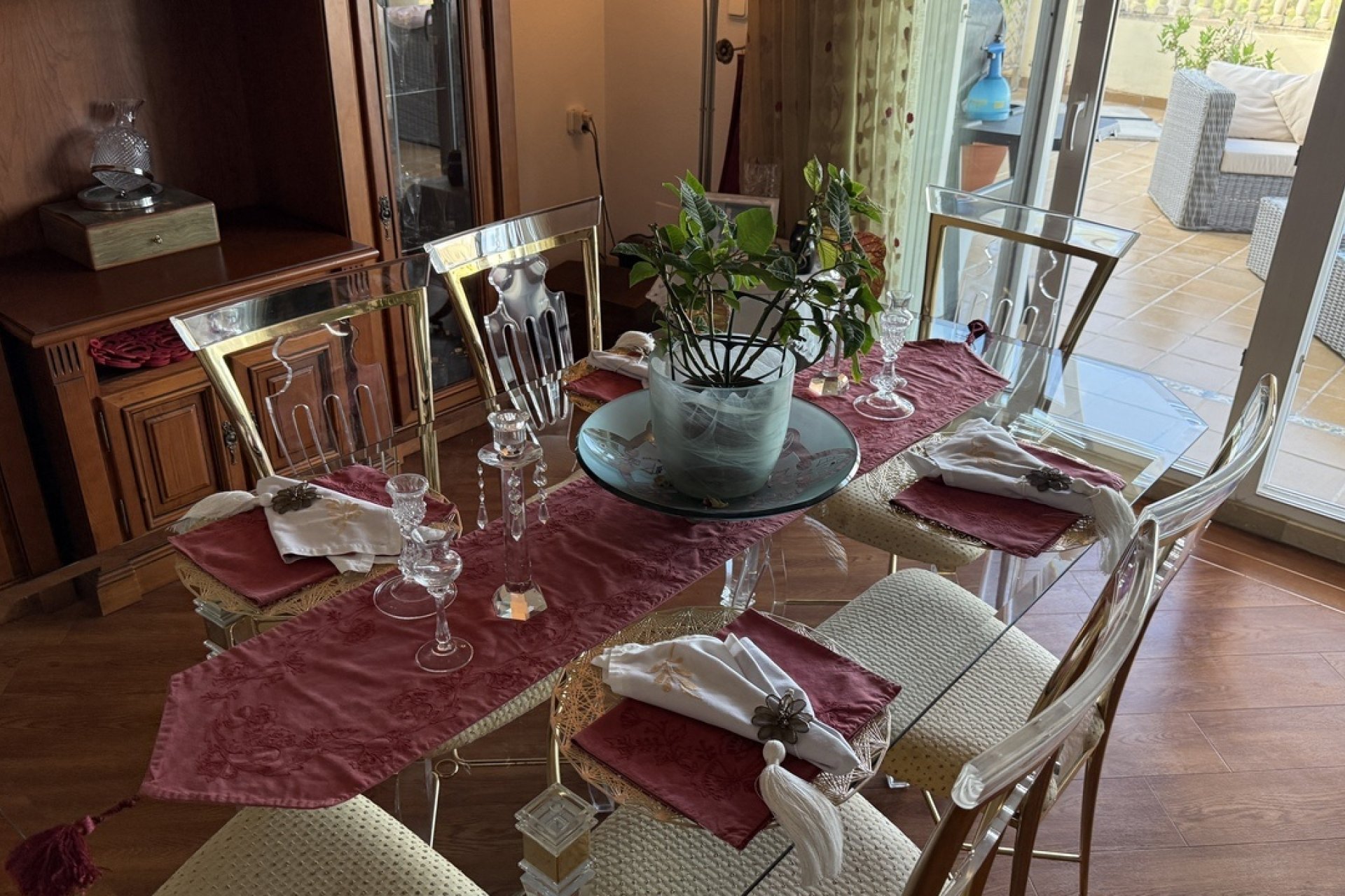 Herverkoop - Villa -
Villamartin - Costa Blanca