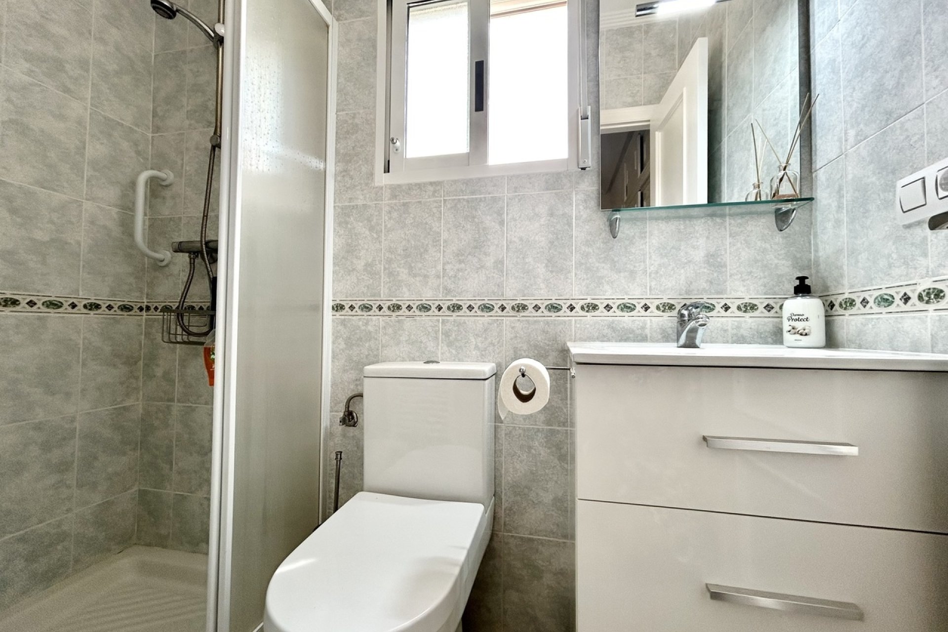 Herverkoop - Villa -
Villamartin - Costa Blanca