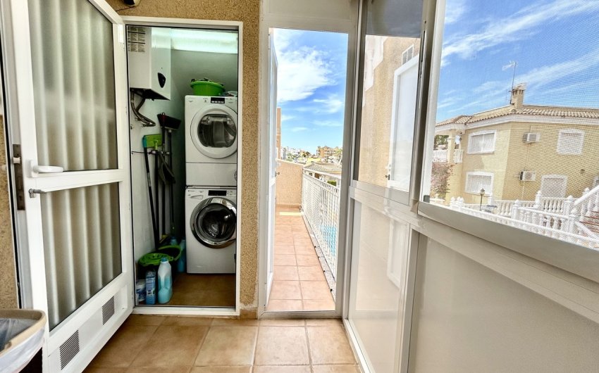 Herverkoop - Villa -
Villamartin - Costa Blanca