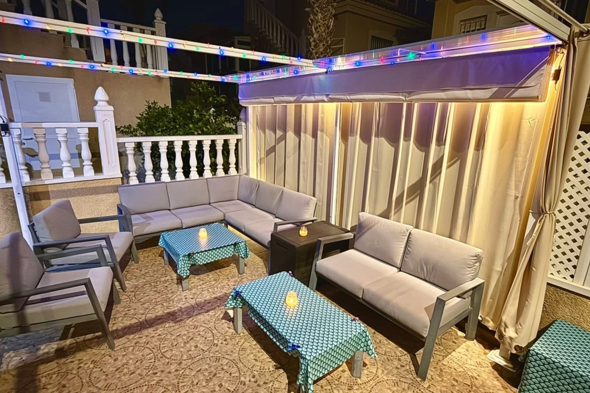 Herverkoop - Villa -
Villamartin - Costa Blanca