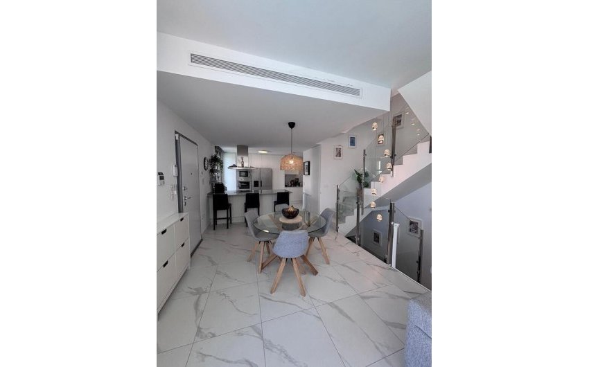 Herverkoop - Villa -
Villamartin - Costa Blanca