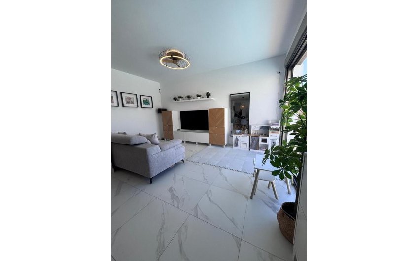 Herverkoop - Villa -
Villamartin - Costa Blanca