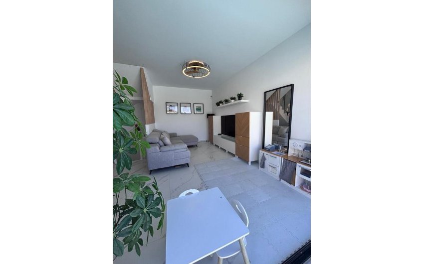 Herverkoop - Villa -
Villamartin - Costa Blanca