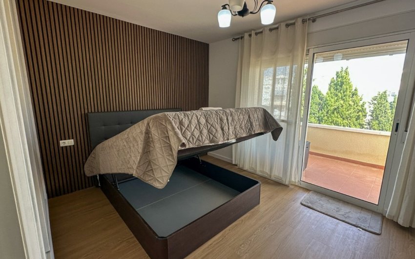 Herverkoop - Villa -
Villamartin - Costa Blanca