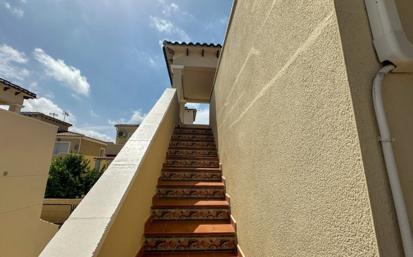 Herverkoop - Villa -
Villamartin - Costa Blanca