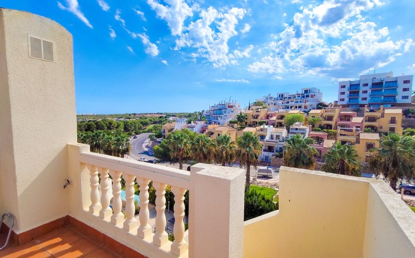 Herverkoop - Villa -
Villamartin - Costa Blanca
