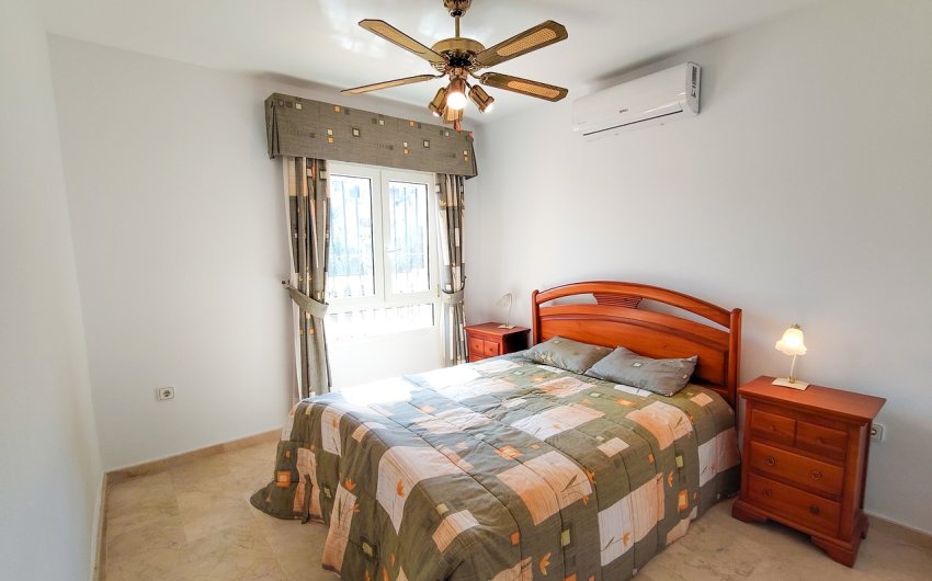 Herverkoop - Villa -
Villamartin - Costa Blanca